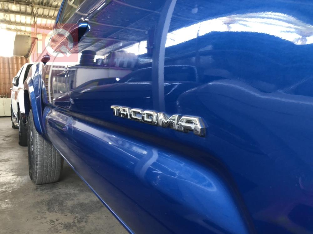 Toyota Tacoma